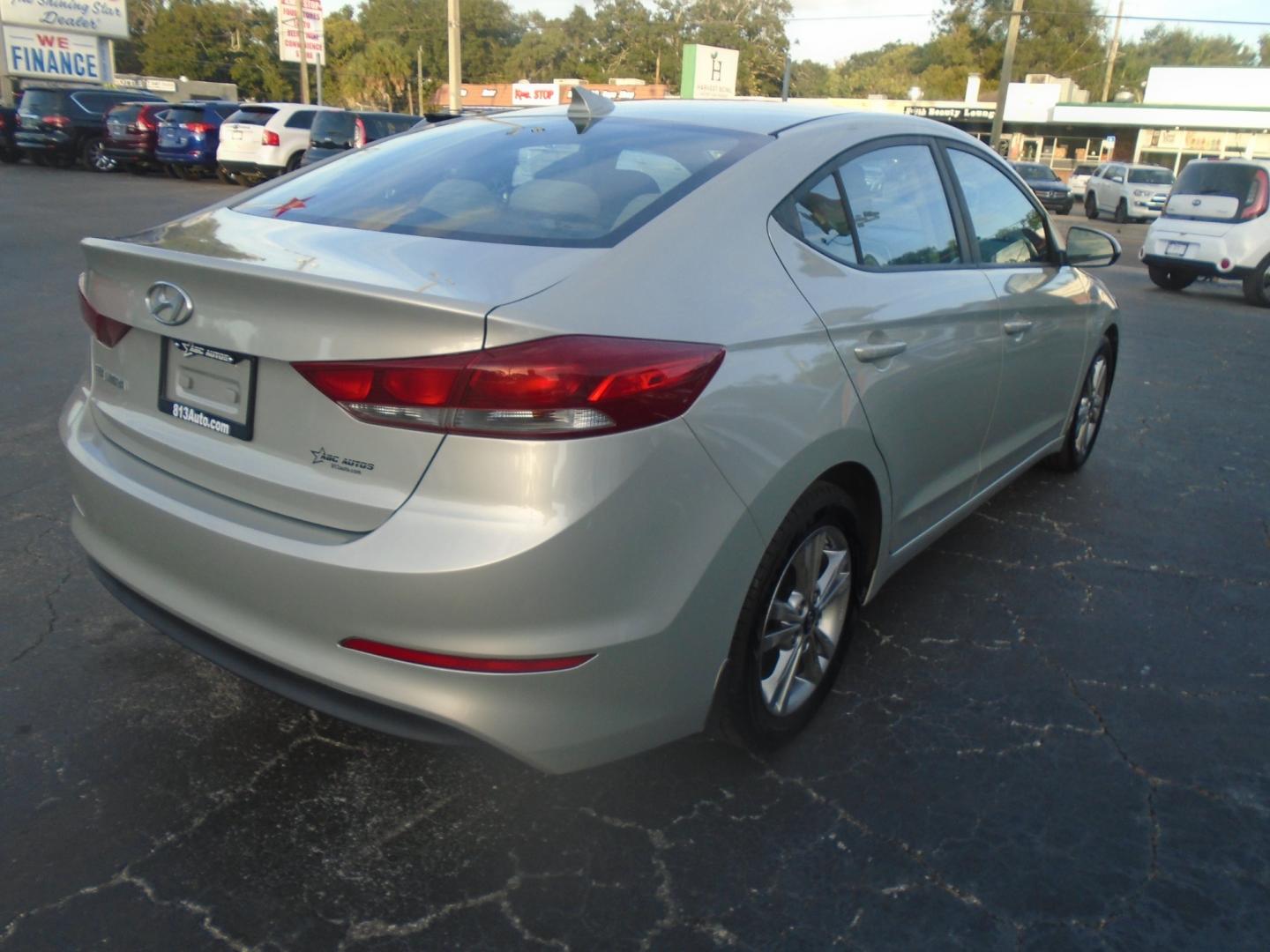 2017 Hyundai Elantra Limited (KMHD84LF1HU) with an 1.8L L4 DOHC 16V engine, 6A transmission, located at 6112 N Florida Avenue, Tampa, FL, 33604, (888) 521-5131, 27.954929, -82.459534 - Photo#3